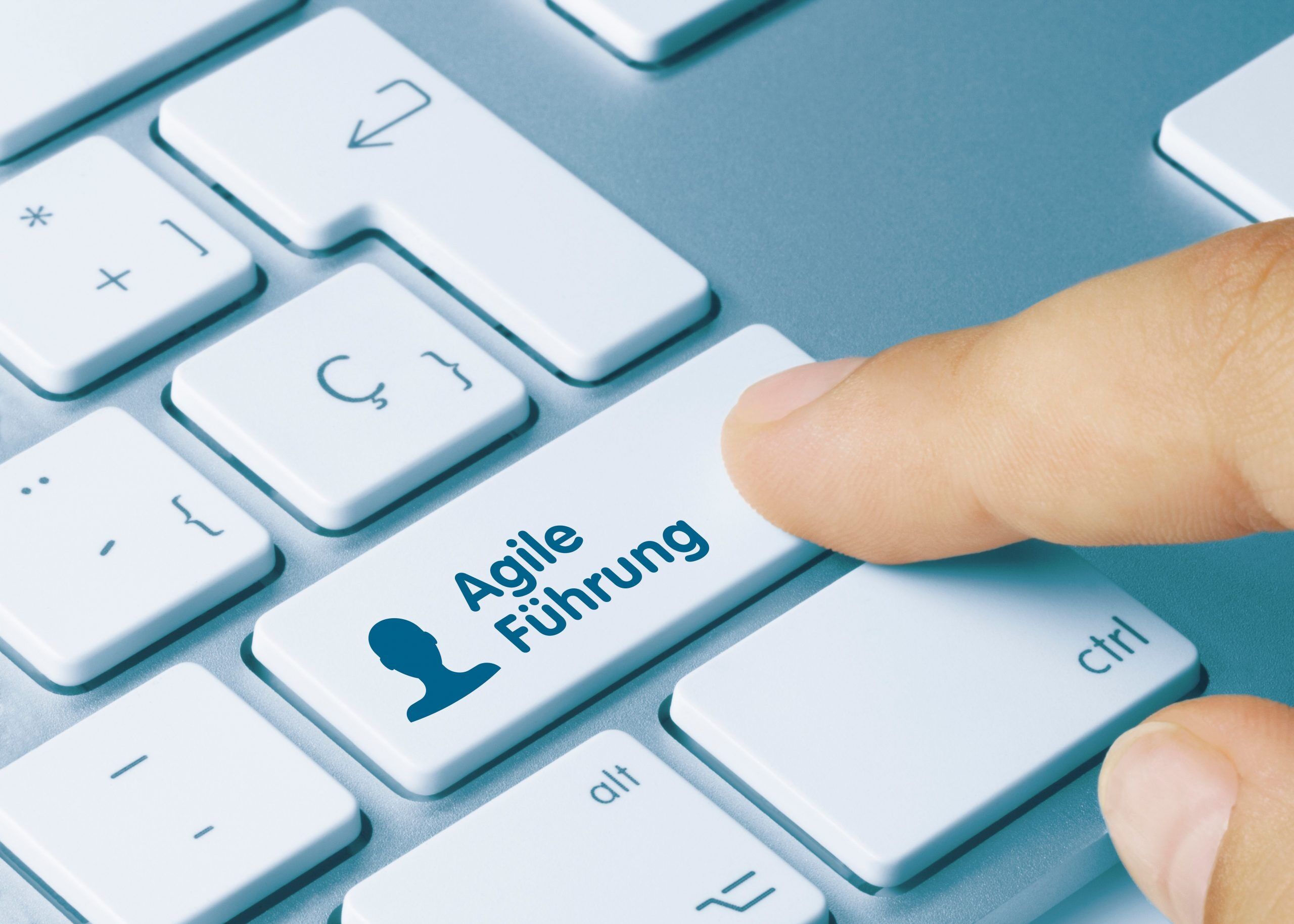 Praxisnahe Seminare für Führungskräfte und Teams entdecken